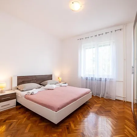 Villa Vesna Lux